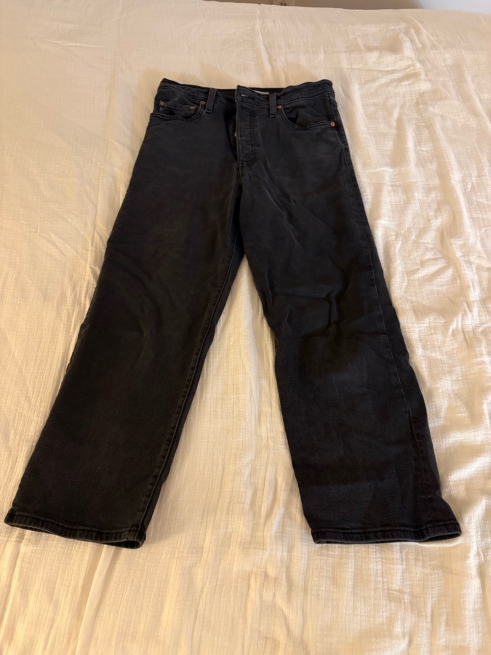 Levi’s ankle jeans